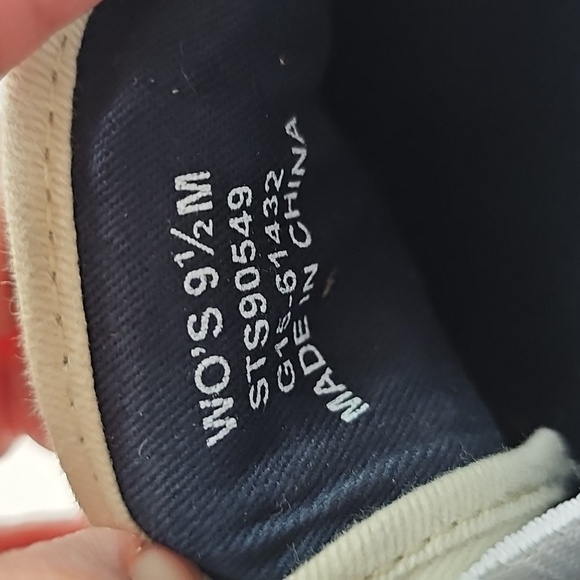 SPERRY Shoes - Picture 9 of 9